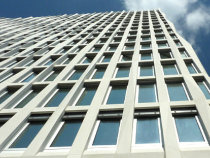 Altmann & Böhning: Ausstattung des kompletten Gebäudes, Starkstrom und Nachrichtentechnik