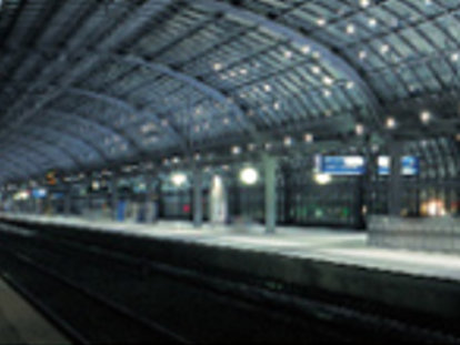 Altmann & Böhning: Ausstattung des kompletten Gebäudes, Starkstrom und Nachrichtentechnik